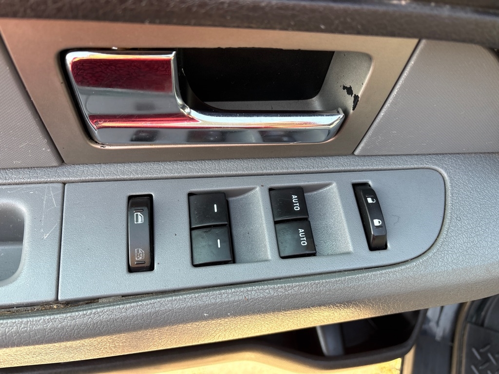 Ford F-150 2WD SuperCrew 145" XL 2011