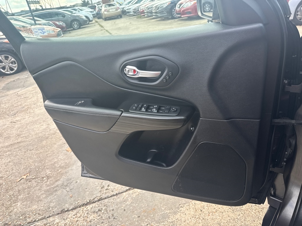 Jeep Cherokee FWD 4dr Limited 2014