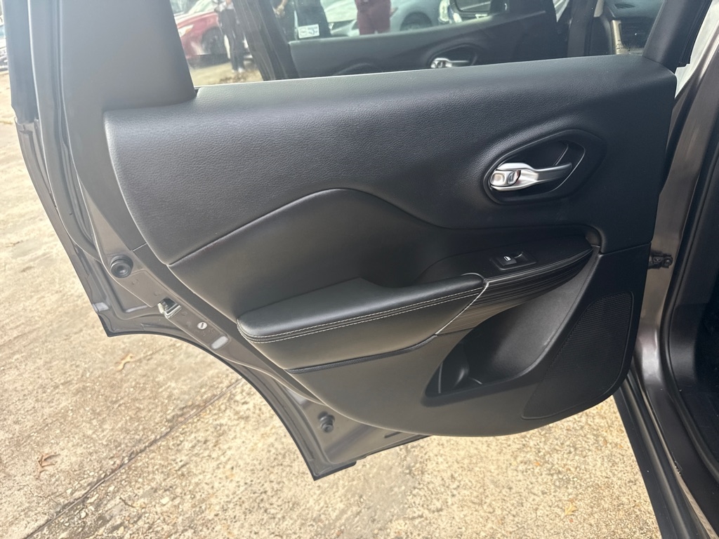 Jeep Cherokee FWD 4dr Limited 2014