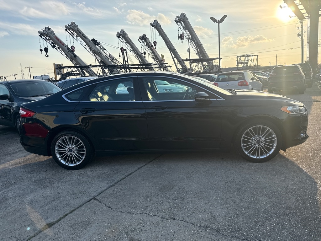 Ford Fusion 4dr Sdn SE FWD 2014