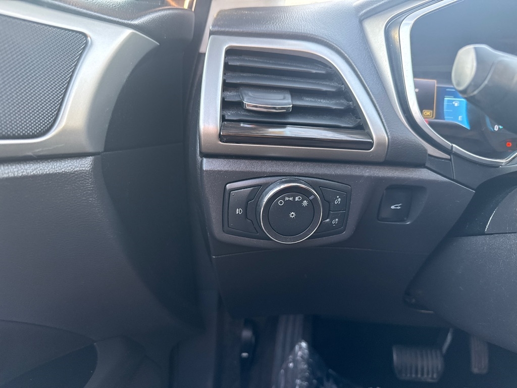 Ford Fusion 4dr Sdn SE FWD 2014