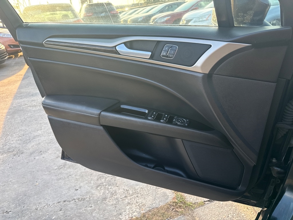 Ford Fusion 4dr Sdn SE FWD 2014