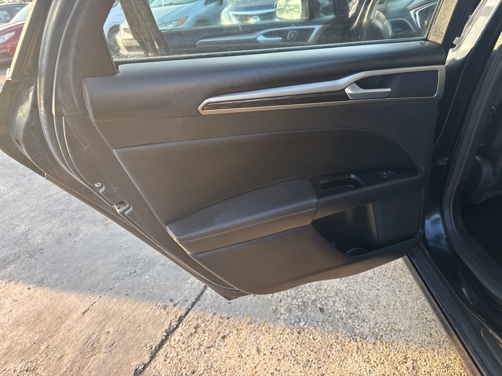 Ford Fusion 4dr Sdn SE FWD 2014