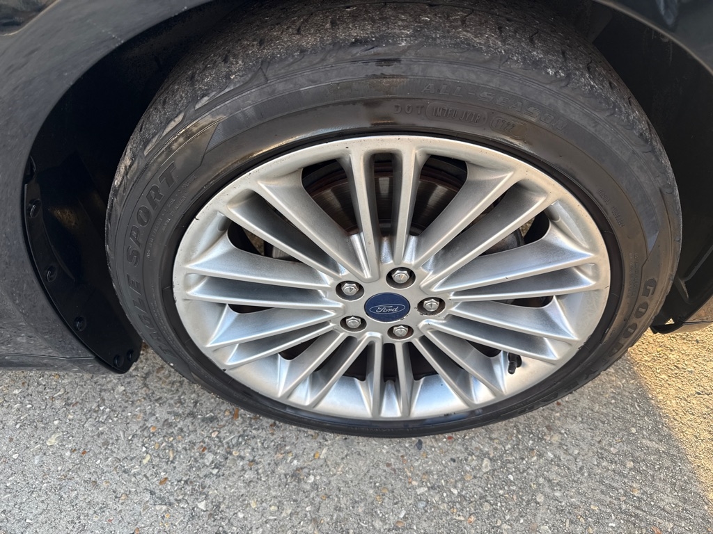 Ford Fusion 4dr Sdn SE FWD 2014