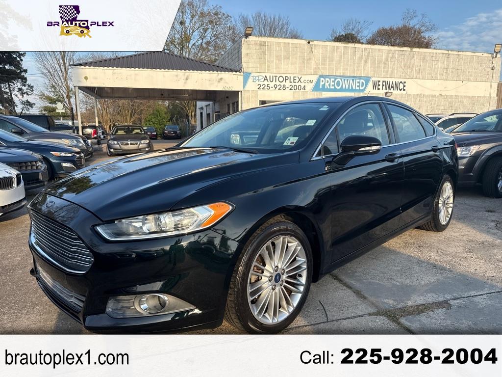 2014 Ford Fusion SE's photo