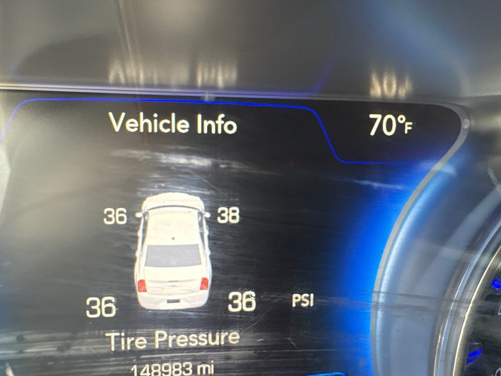 Chrysler 300 4dr Sdn Limited AWD 2015