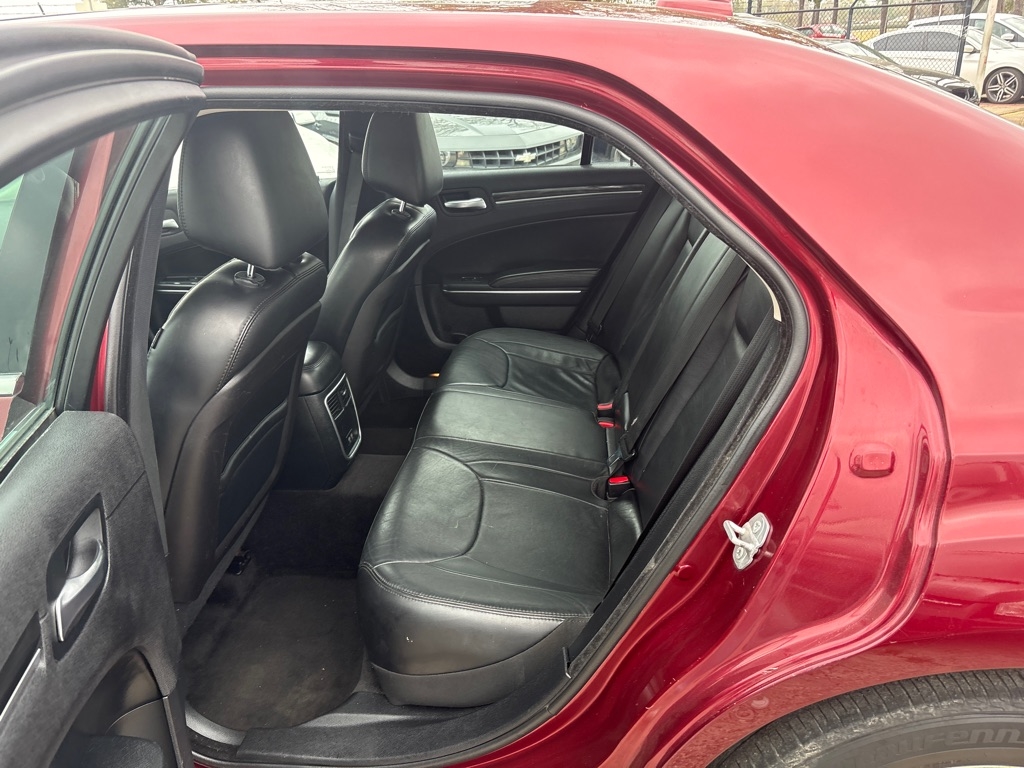 Chrysler 300 4dr Sdn Limited AWD 2015