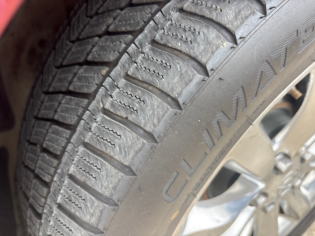 Chrysler 300 4dr Sdn Limited AWD 2015