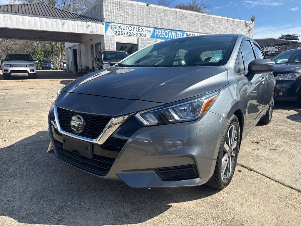 Nissan Versa SV CVT 2020