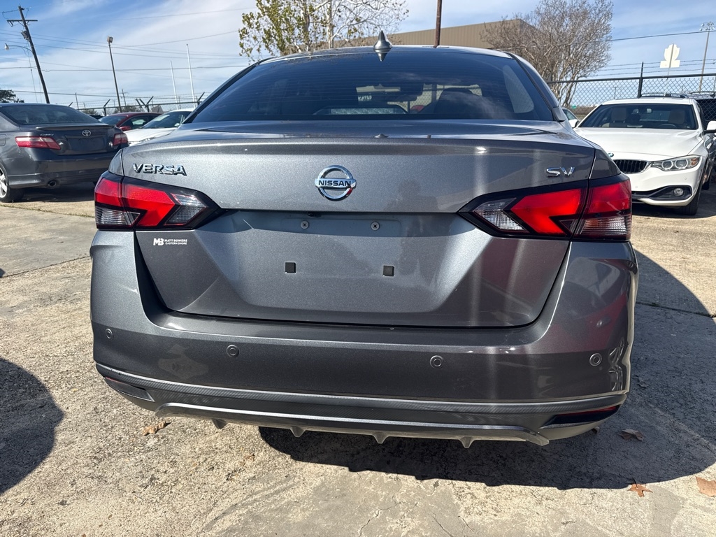 Nissan Versa SV CVT 2020