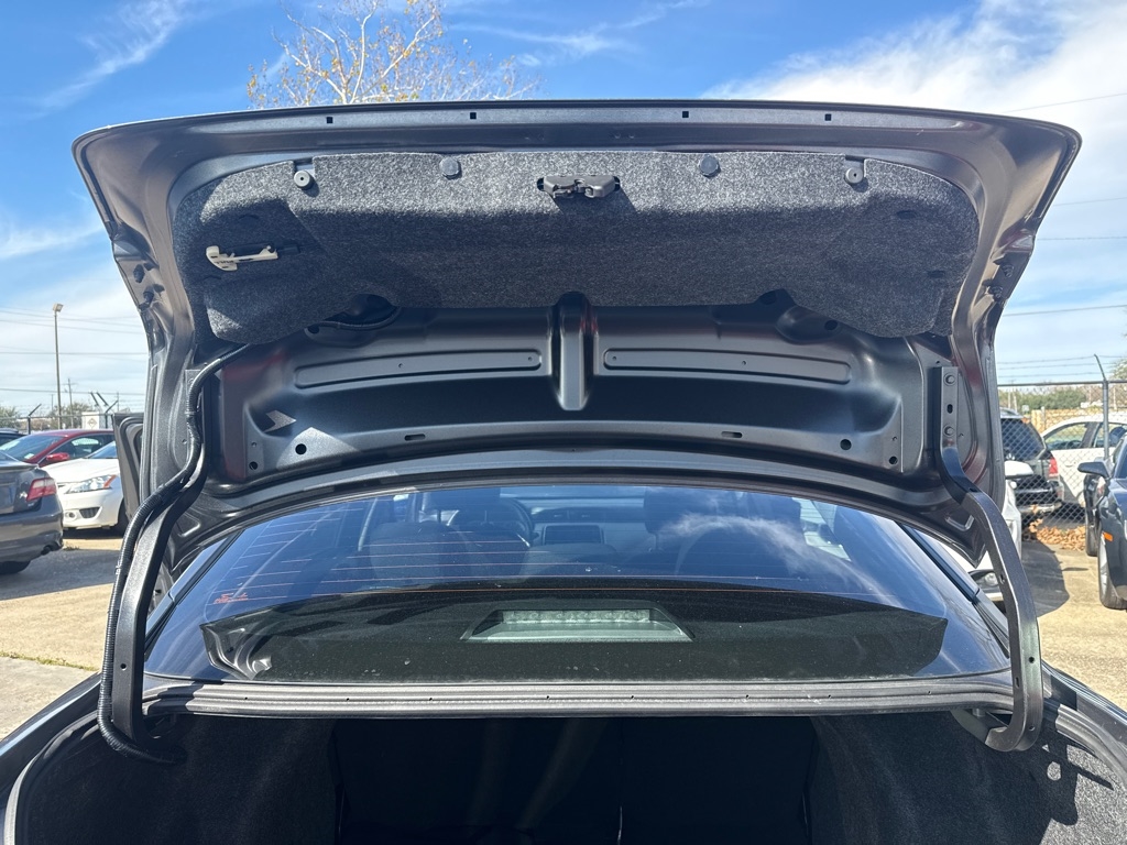 Nissan Versa SV CVT 2020