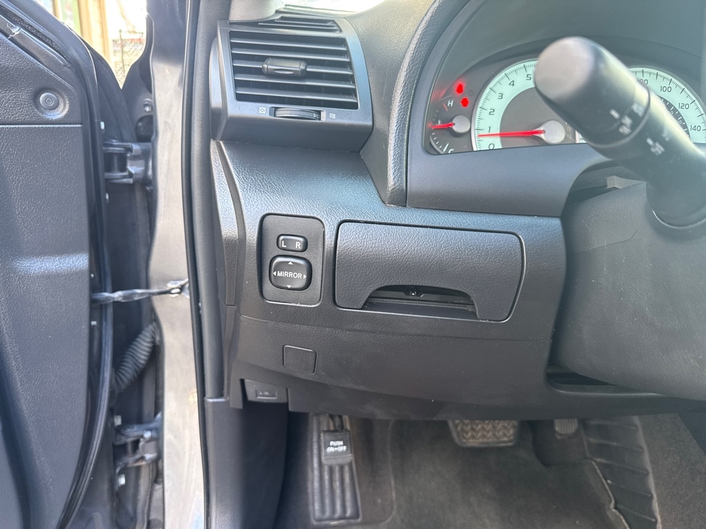 Toyota Camry 4dr Sdn V6 Auto XLE (Natl) 2009