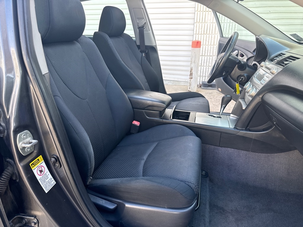 Toyota Camry 4dr Sdn V6 Auto XLE (Natl) 2009