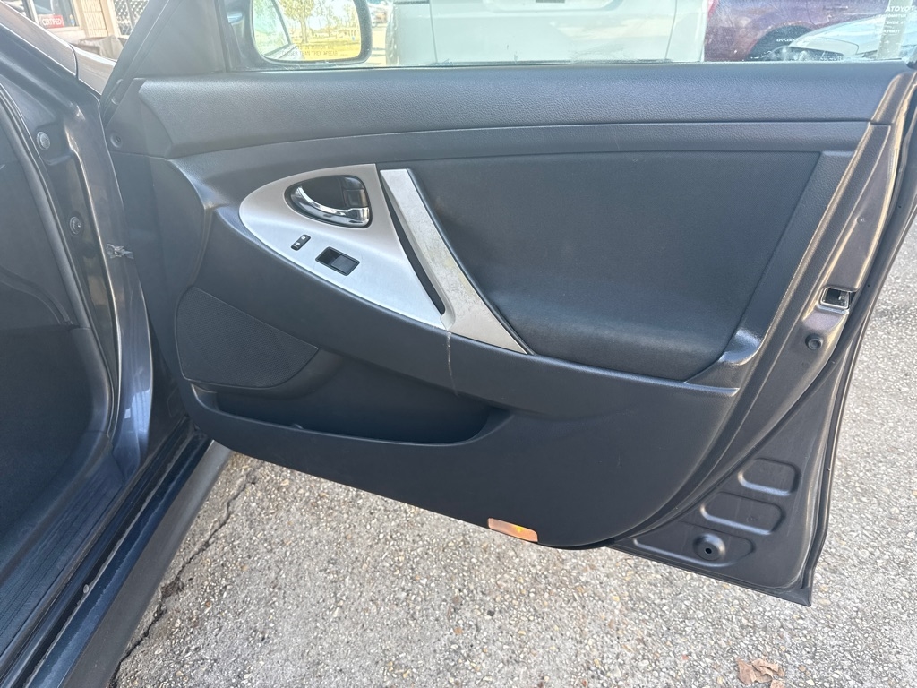 Toyota Camry 4dr Sdn V6 Auto XLE (Natl) 2009