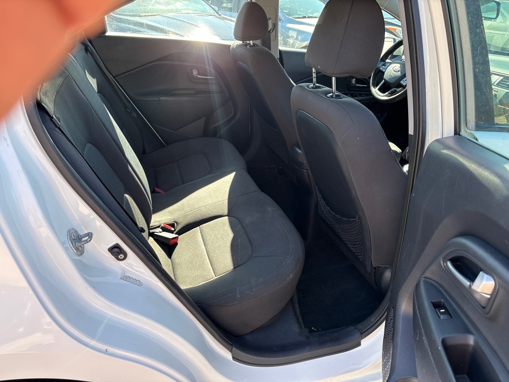 Kia Rio 5dr HB Auto EX 2013