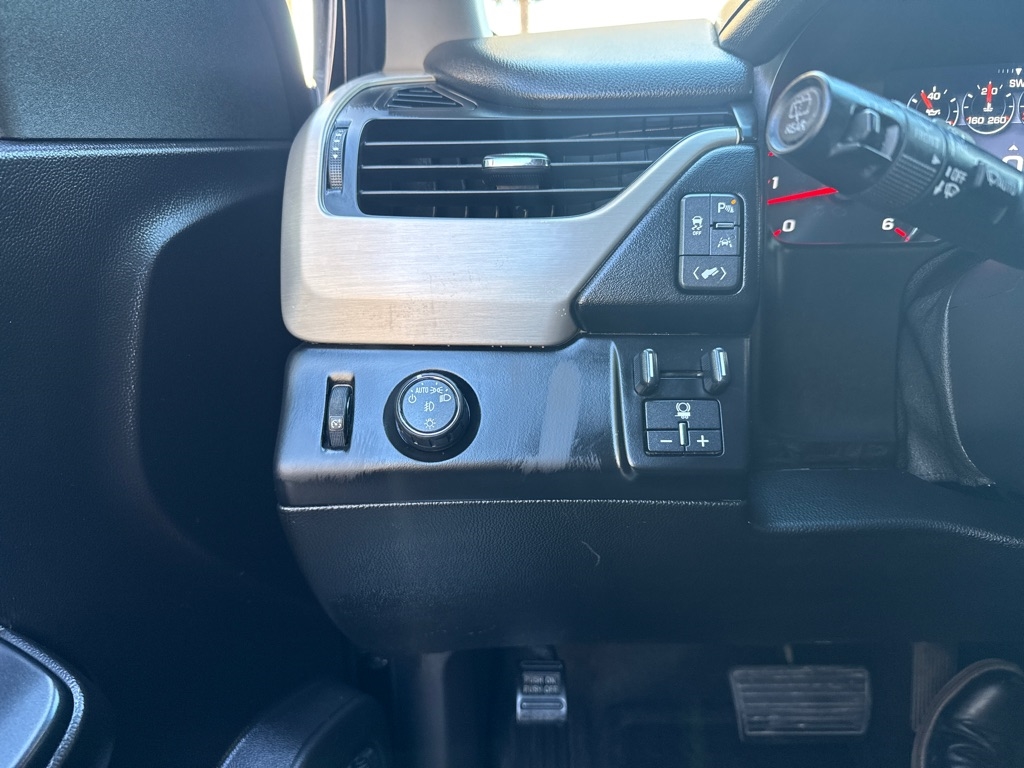 GMC Yukon XL 2WD 4dr Denali 2016