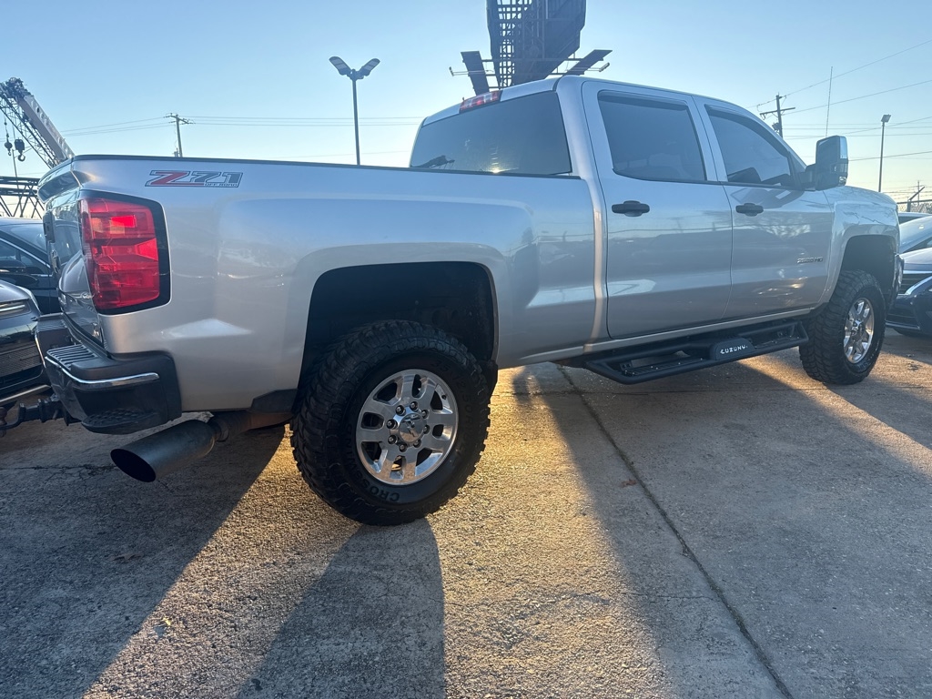 Chevrolet Silverado 2500HD 4WD Crew Cab 153.7" LT 2015