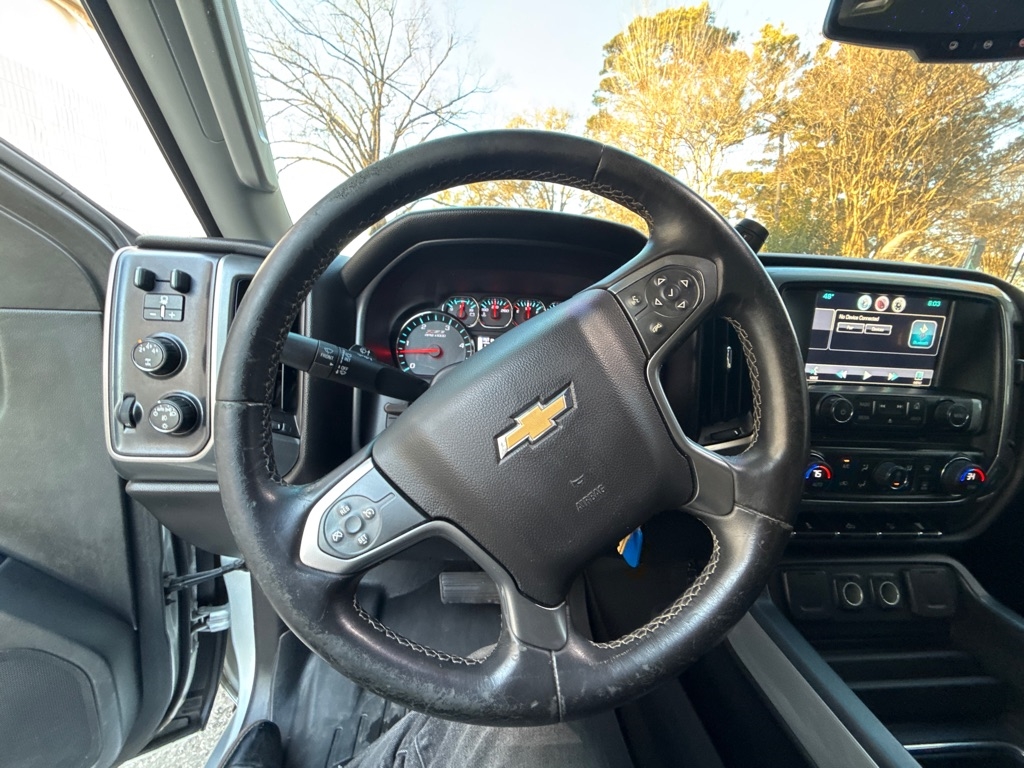 Chevrolet Silverado 2500HD 4WD Crew Cab 153.7" LT 2015