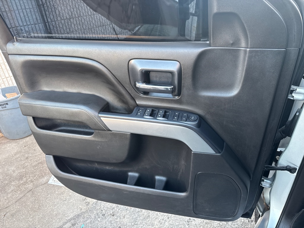 Chevrolet Silverado 2500HD 4WD Crew Cab 153.7" LT 2015