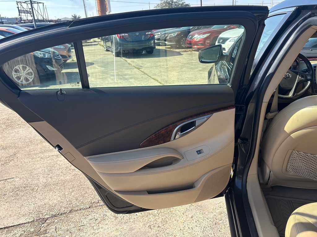 Buick LaCrosse 4dr Sdn Premium 2 FWD 2012