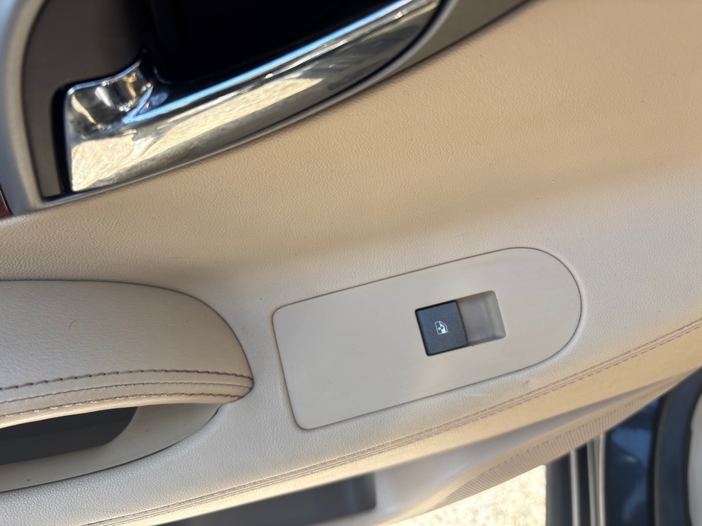 Buick LaCrosse 4dr Sdn Premium 2 FWD 2012