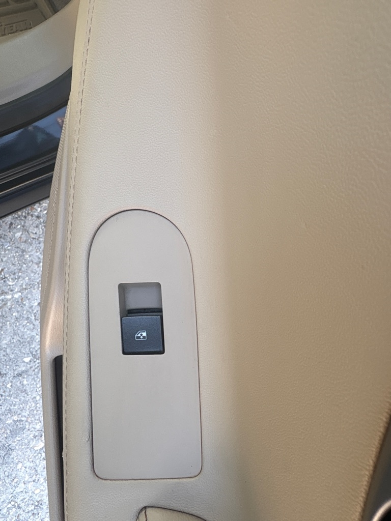 Buick LaCrosse 4dr Sdn Premium 2 FWD 2012