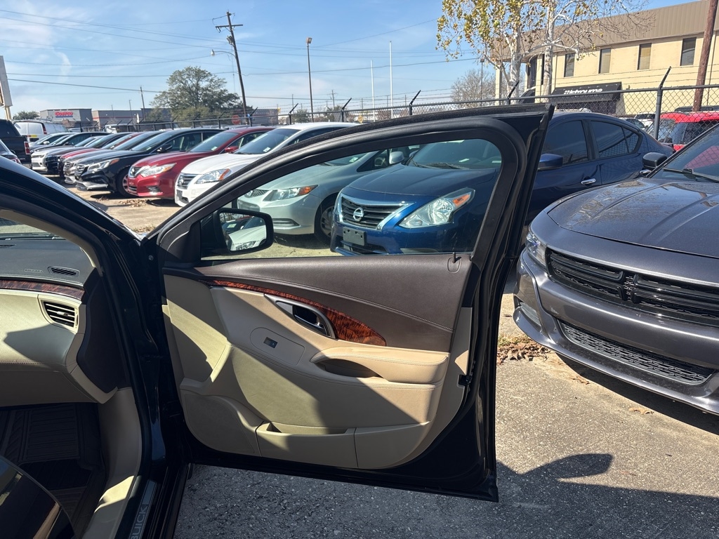 Buick LaCrosse 4dr Sdn Premium 2 FWD 2012