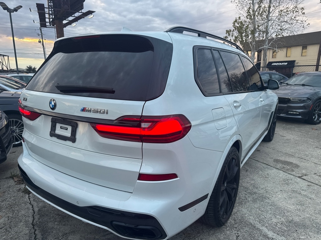 BMW X7 M50i Sports Activity Vehicle 2020