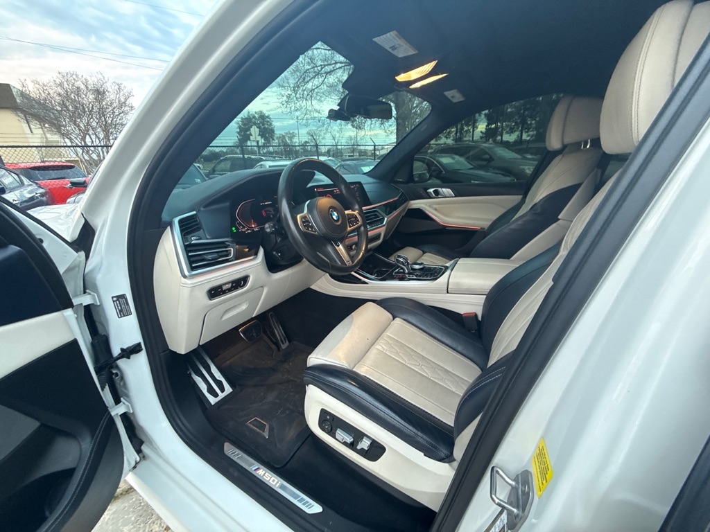 BMW X7 M50i Sports Activity Vehicle 2020