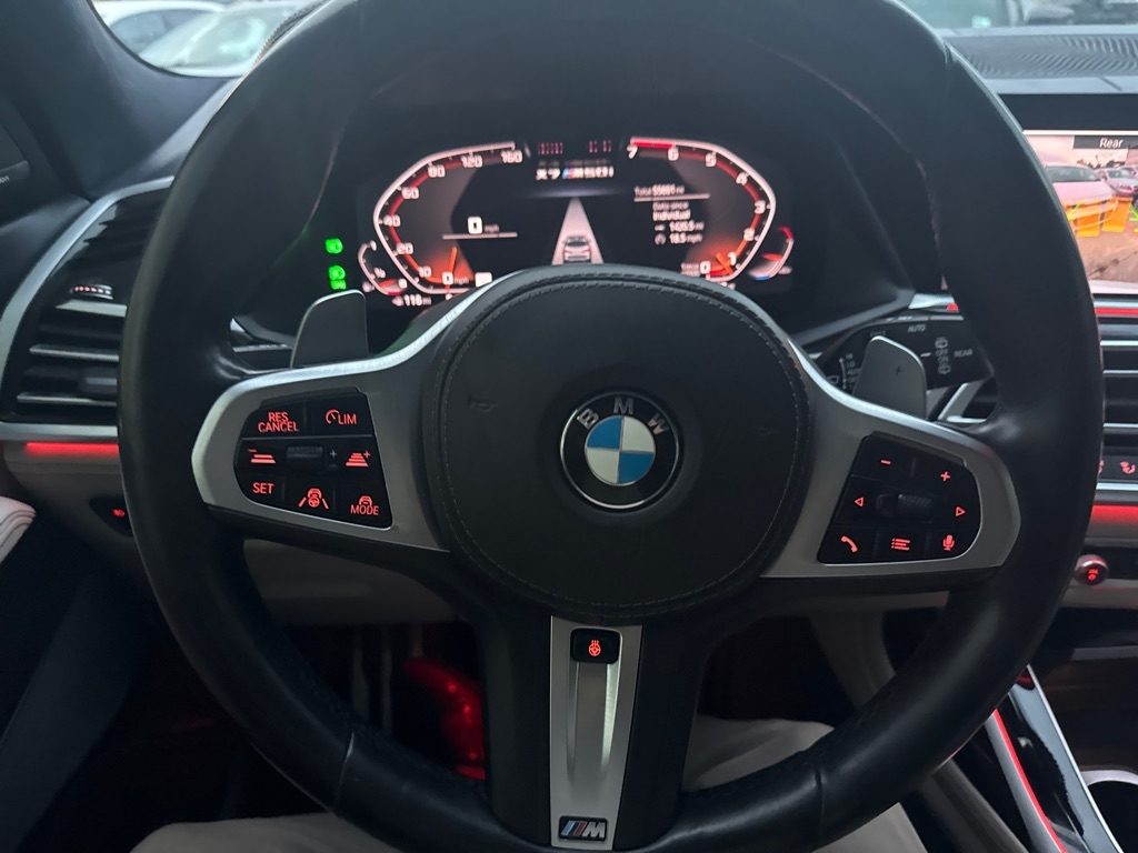 BMW X7 M50i Sports Activity Vehicle 2020