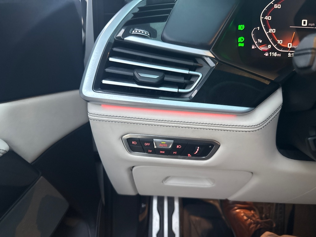 BMW X7 M50i Sports Activity Vehicle 2020