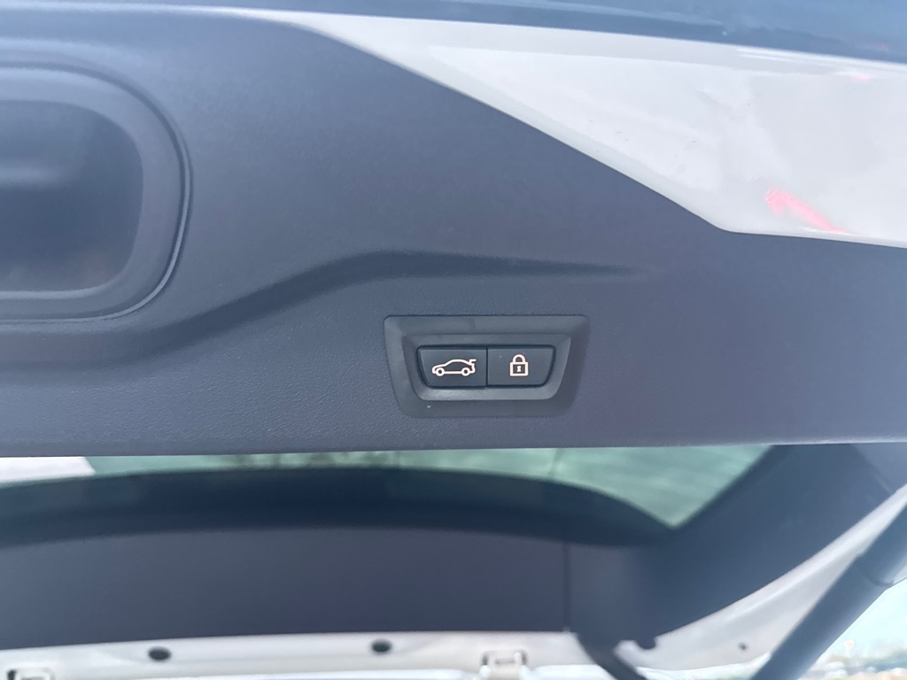 BMW X7 M50i Sports Activity Vehicle 2020