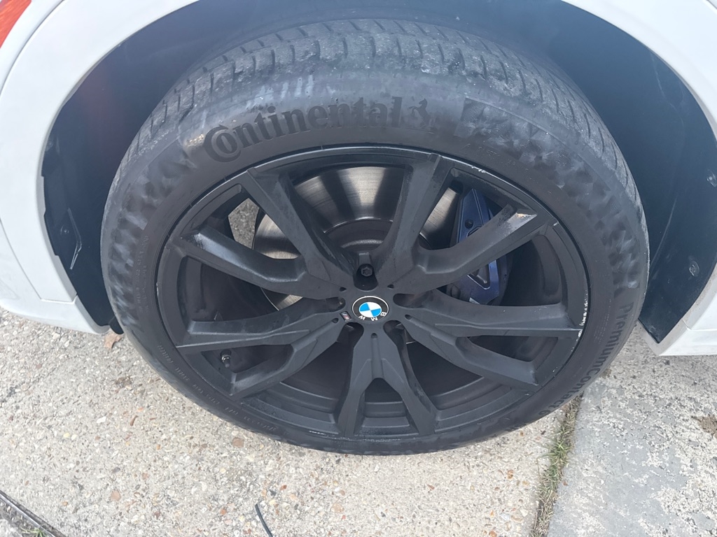 BMW X7 M50i Sports Activity Vehicle 2020