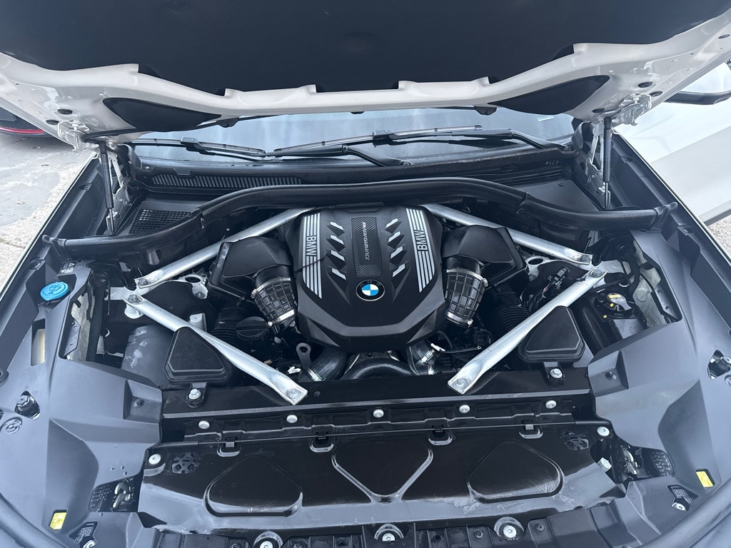 BMW X7 M50i Sports Activity Vehicle 2020