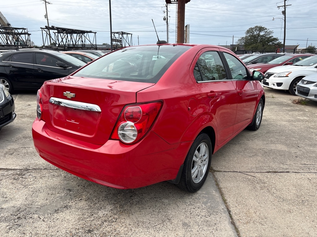 Chevrolet Sonic 4dr Sdn Auto LT 2015