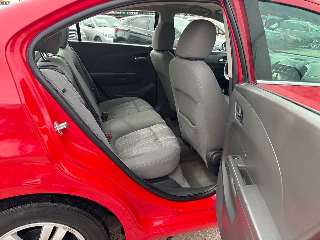 Chevrolet Sonic 4dr Sdn Auto LT 2015