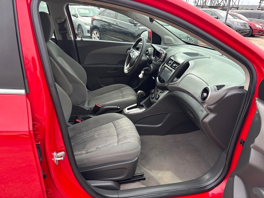 Chevrolet Sonic 4dr Sdn Auto LT 2015