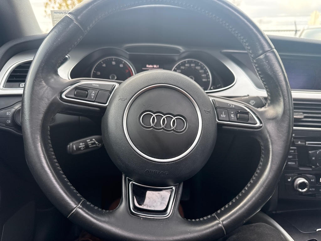 Audi A4 Auto quattro 2.0T Premium 2016