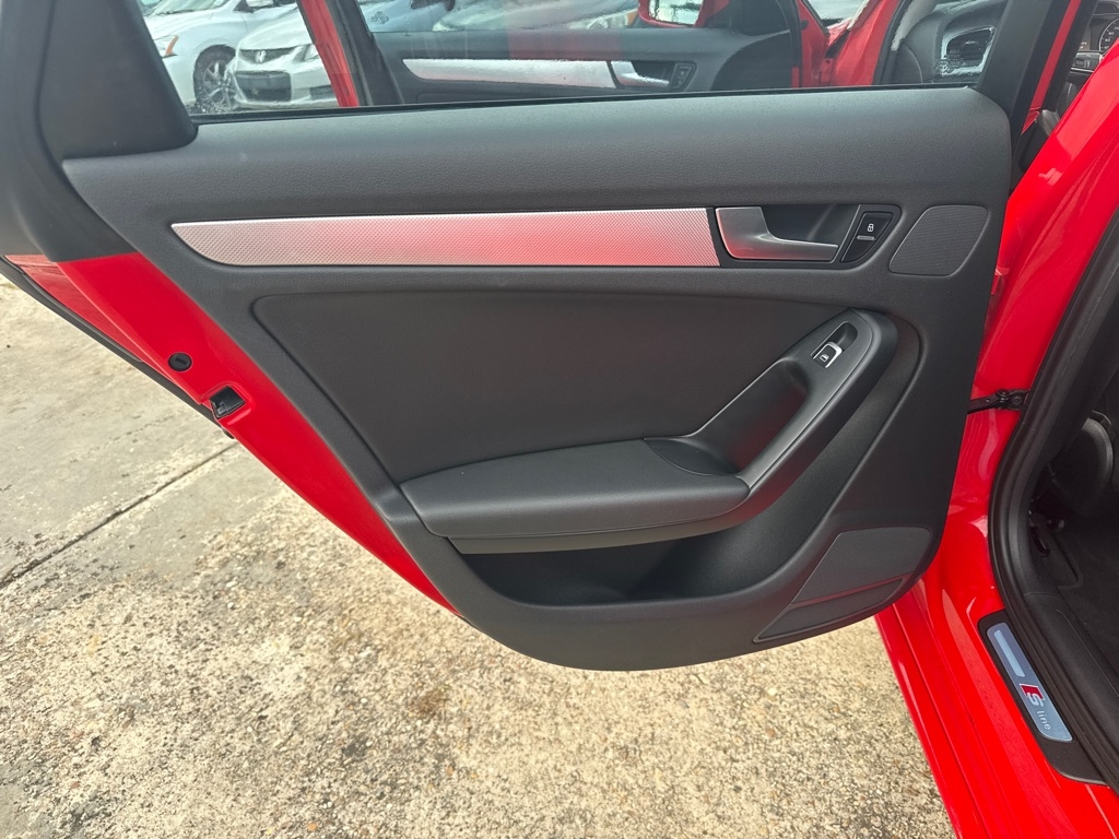 Audi A4 Auto quattro 2.0T Premium 2016