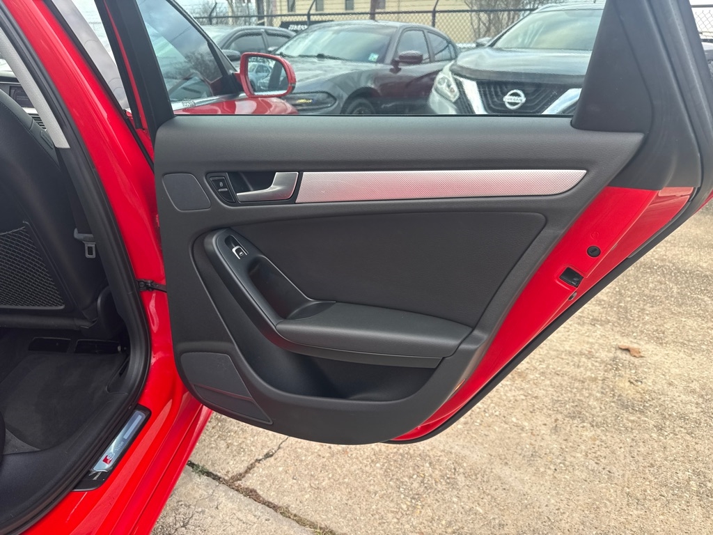 Audi A4 Auto quattro 2.0T Premium 2016