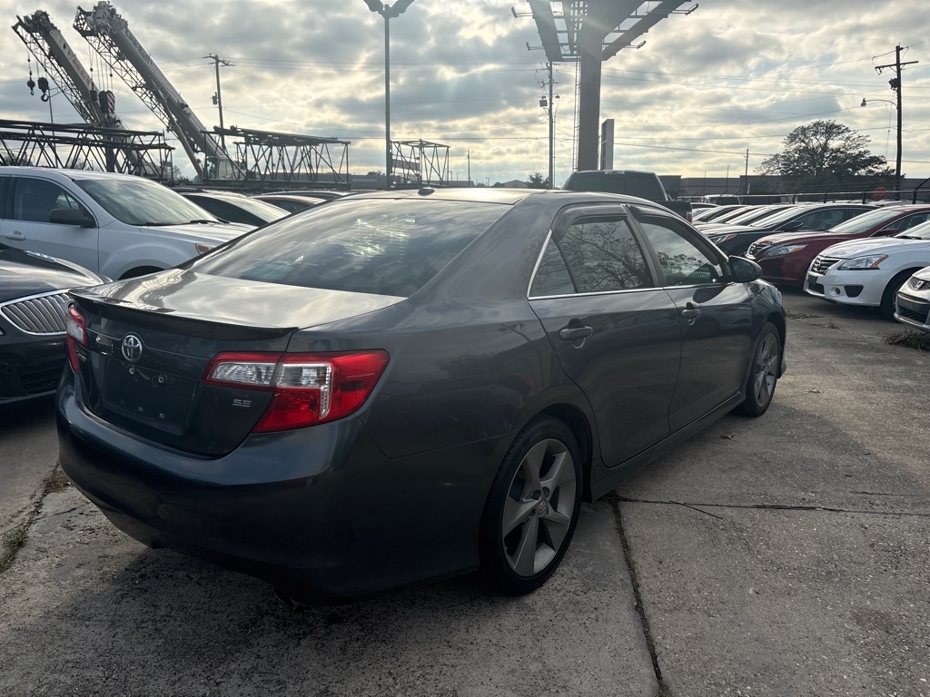 Toyota Camry 4dr Sdn V6 Auto XLE (Natl) 2013