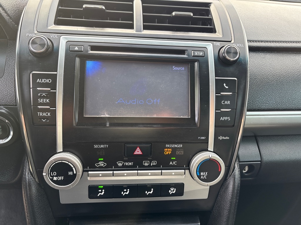 Toyota Camry 4dr Sdn V6 Auto XLE (Natl) 2013