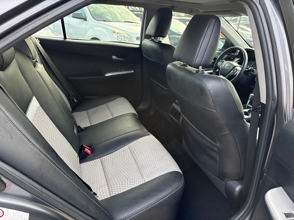 Toyota Camry 4dr Sdn V6 Auto XLE (Natl) 2013