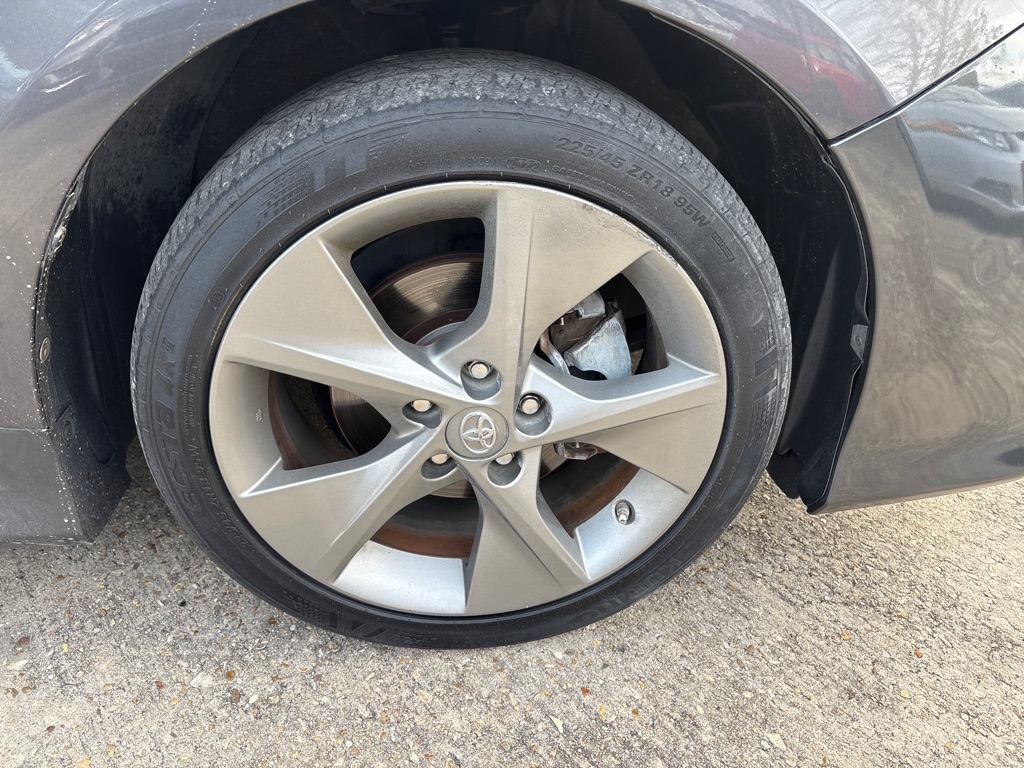 Toyota Camry 4dr Sdn V6 Auto XLE (Natl) 2013