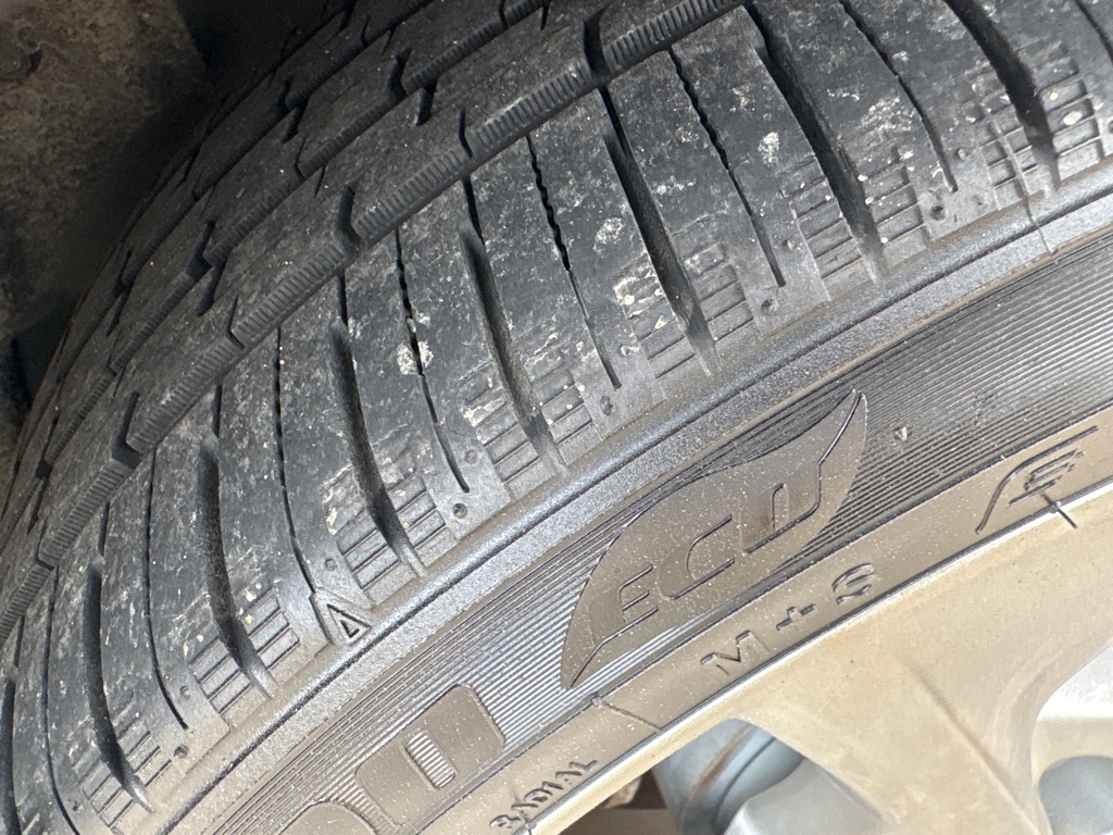 Toyota Camry 4dr Sdn V6 Auto XLE (Natl) 2013