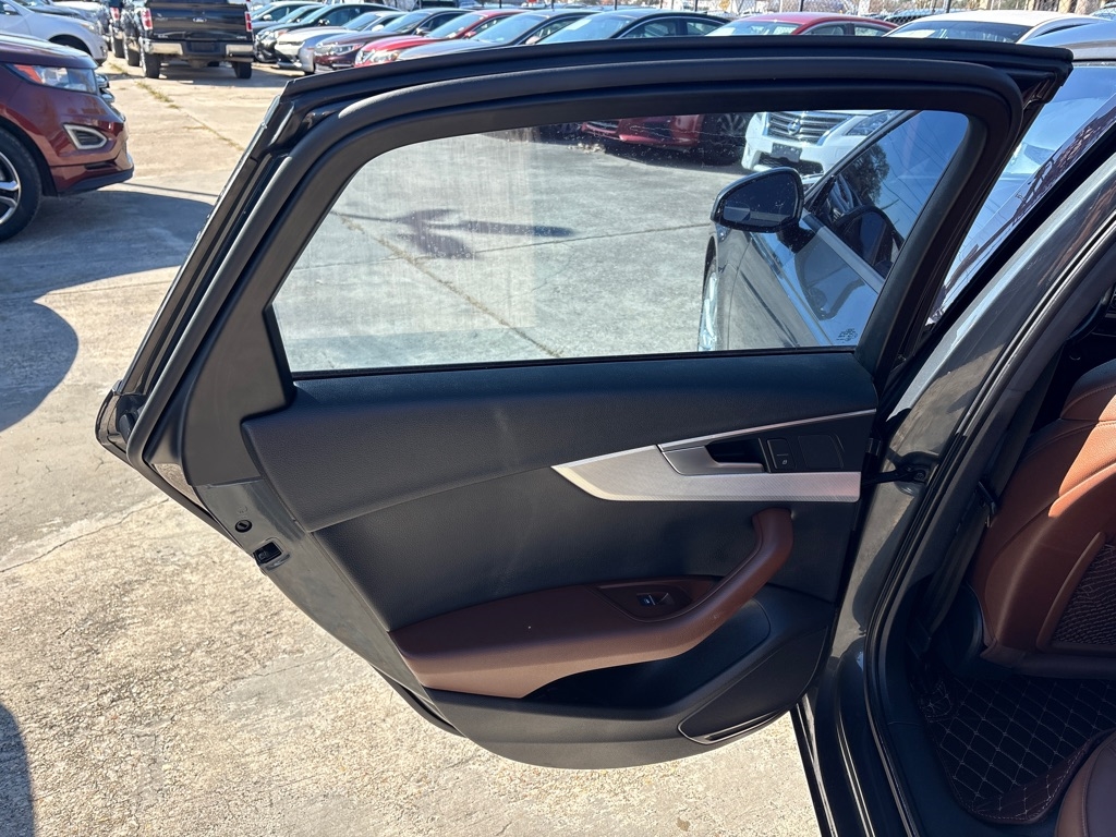 Audi A4 2.0 TFSI Auto Premium FWD 2017