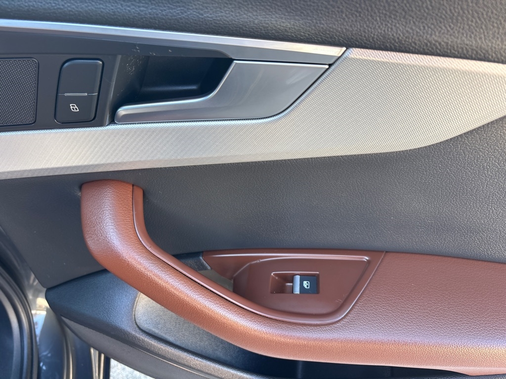 Audi A4 2.0 TFSI Auto Premium FWD 2017