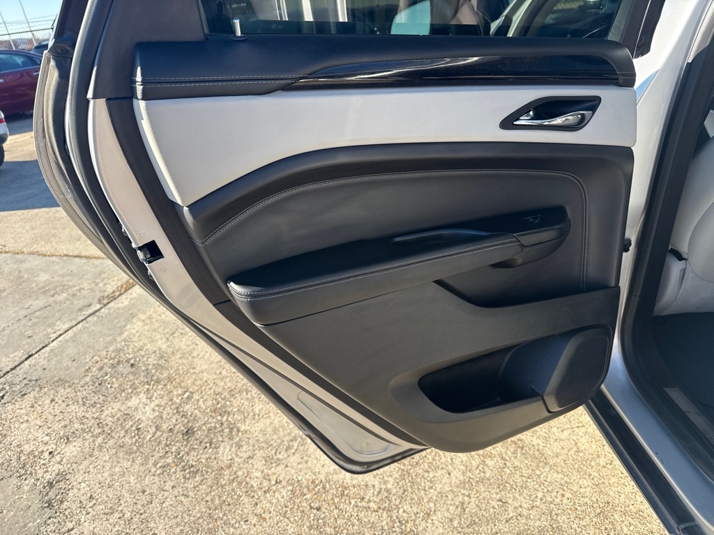 Cadillac SRX FWD 4dr Luxury Collection 2016