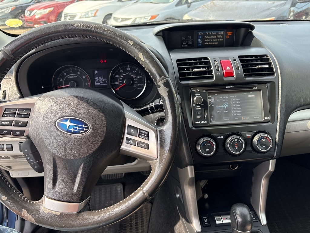 Subaru Forester 4dr CVT 2.5i Touring PZEV 2015