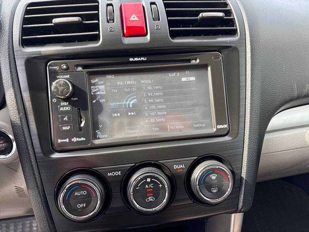 Subaru Forester 4dr CVT 2.5i Touring PZEV 2015